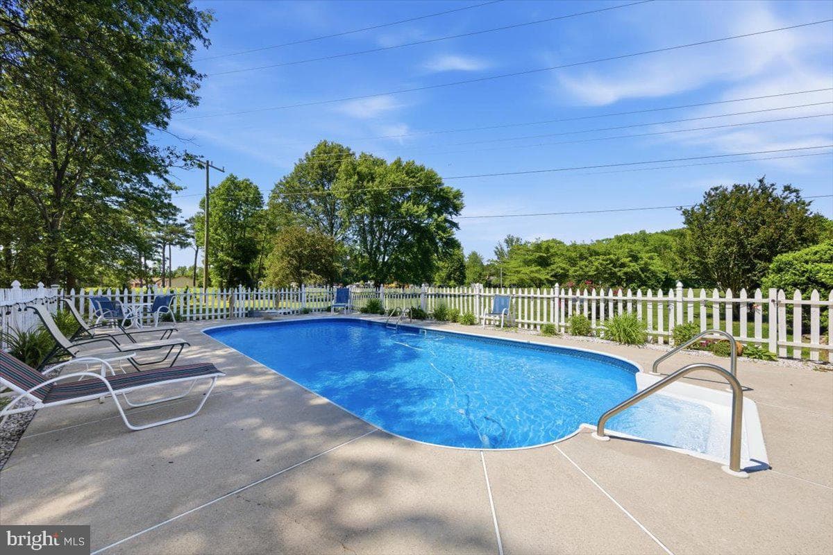 5740 Linkwood Rd photo 34