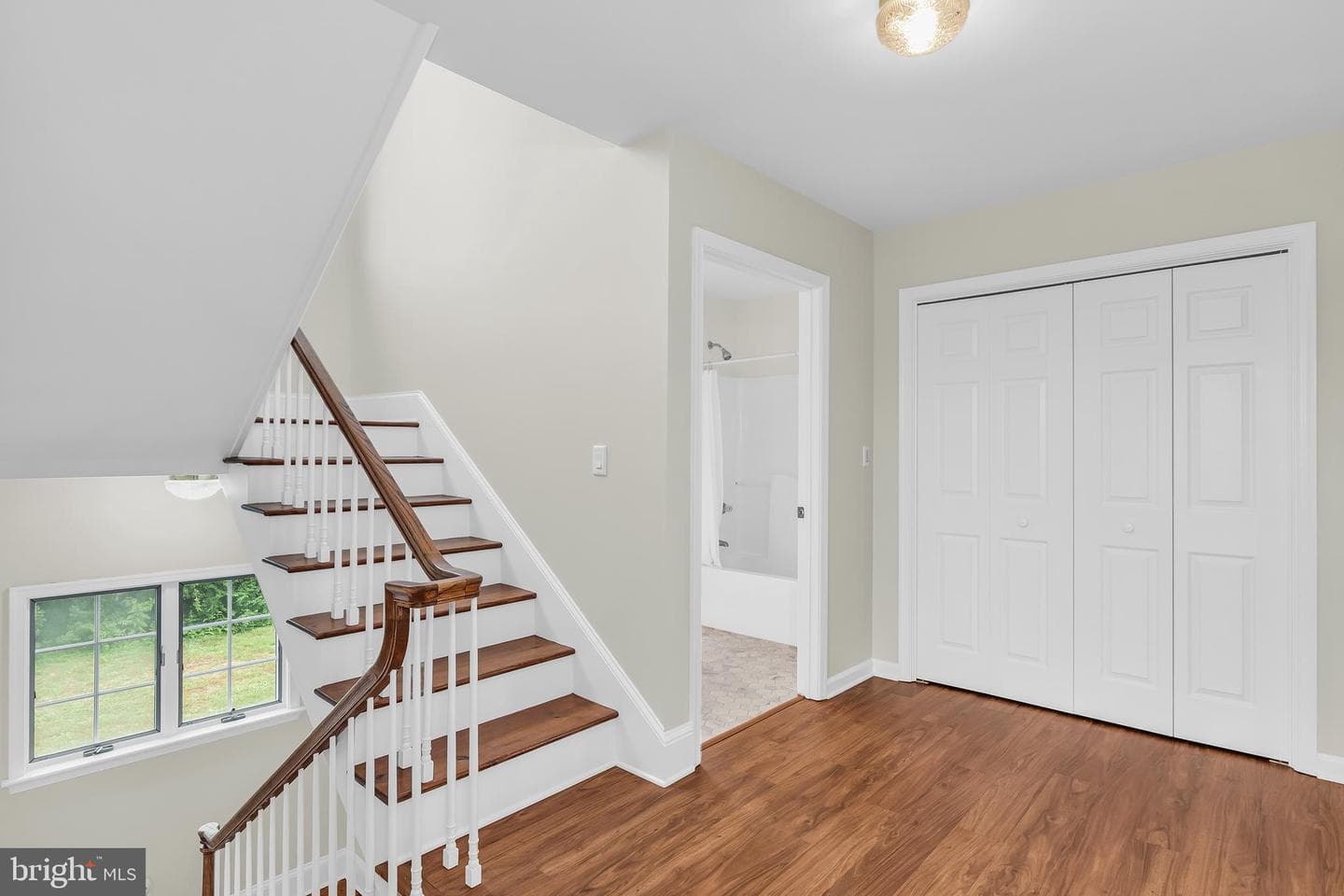 6011 Sunnyside Court photo 34