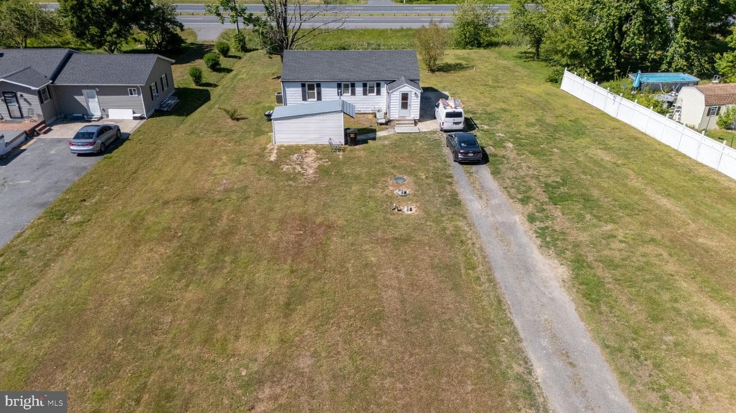 3544 Chateau Dr photo 18