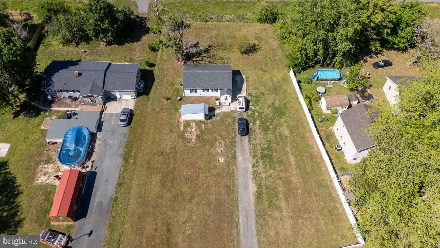 3544 Chateau Dr photo 20