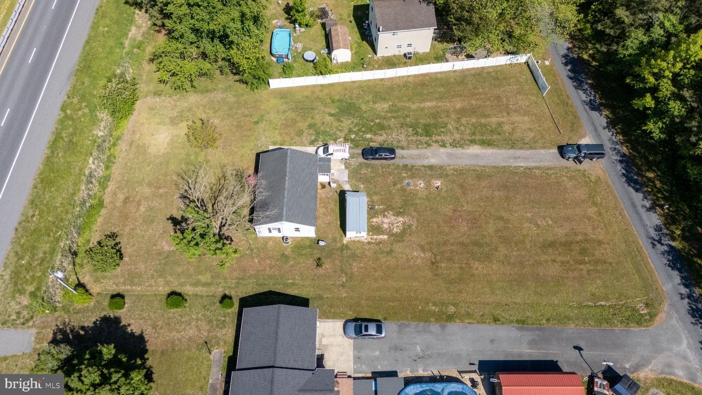 3544 Chateau Dr photo 24