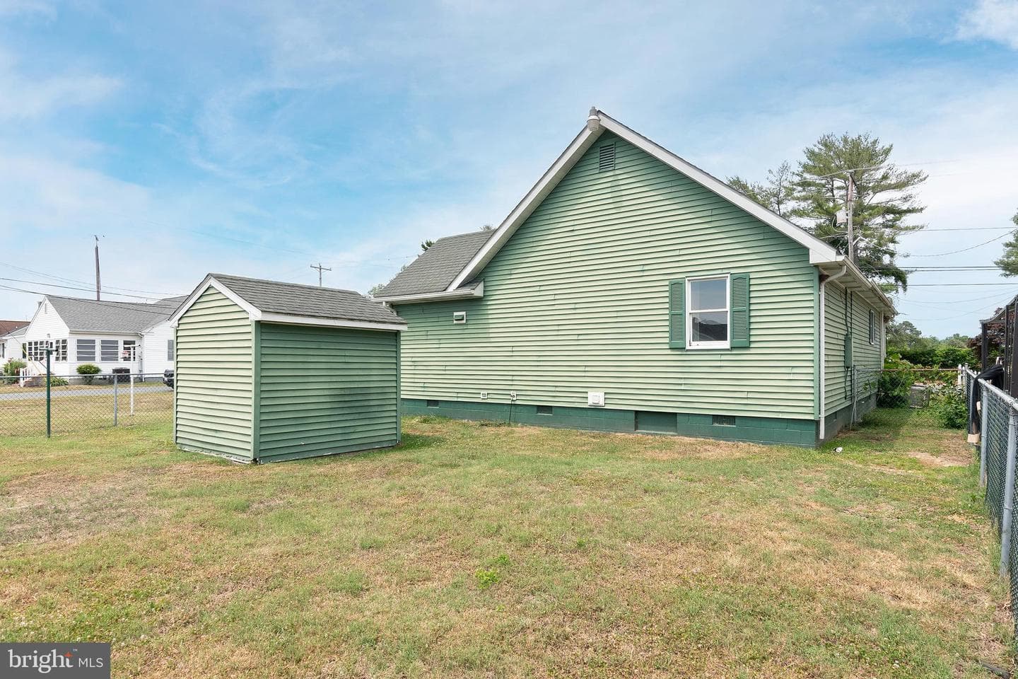 1003 Roslyn Avenue photo 25