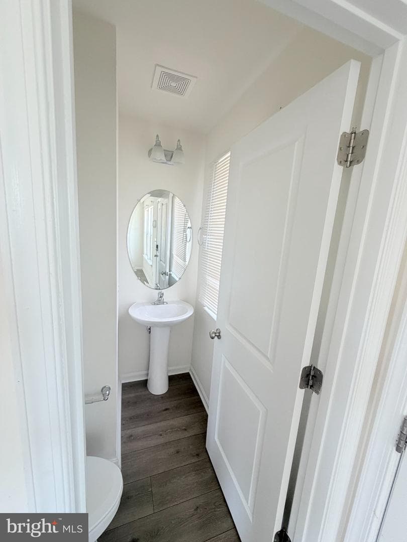 300 Shepherd Avenue photo 65
