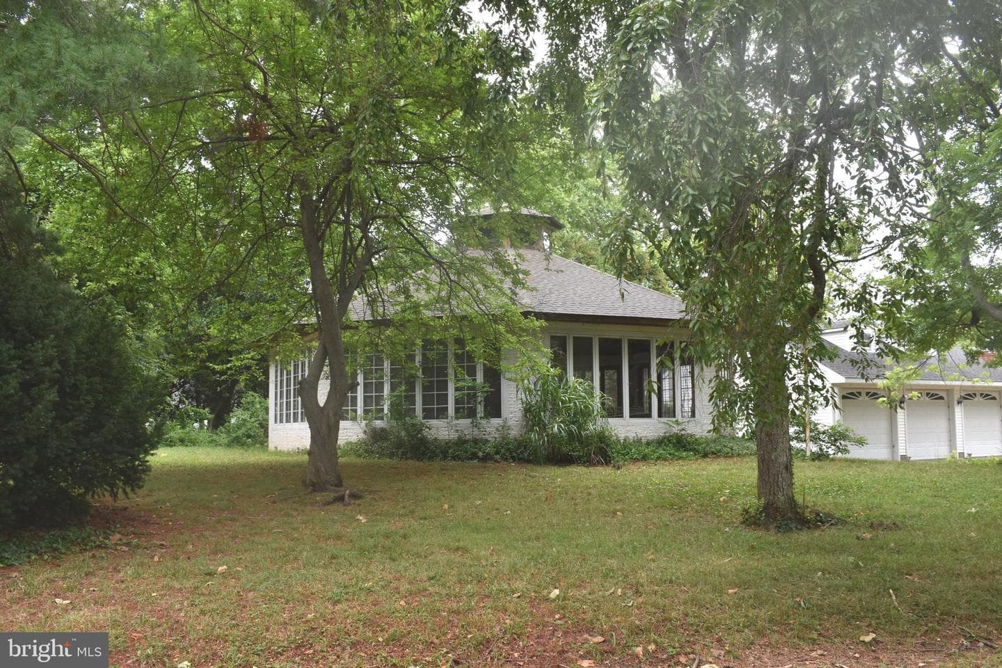 2 Bellevue Avenue photo 3