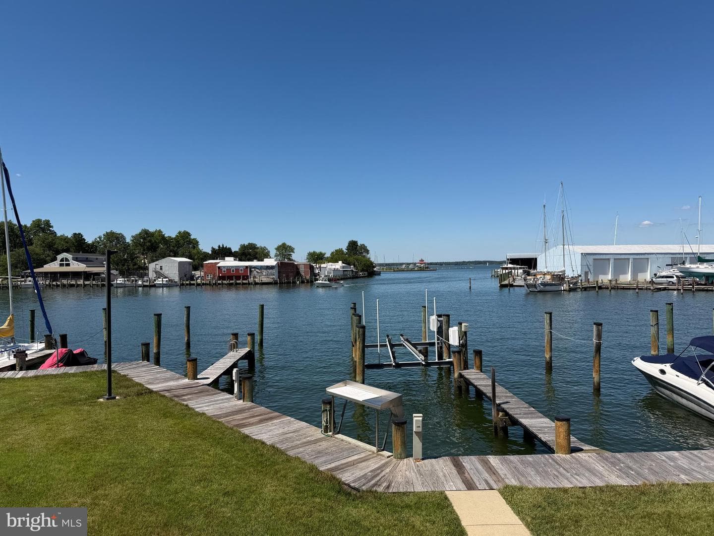 312 Cambridge Landing #312b photo 7