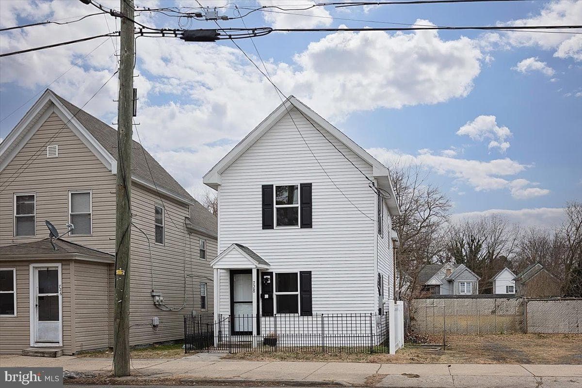 728 Race St, Cambridge