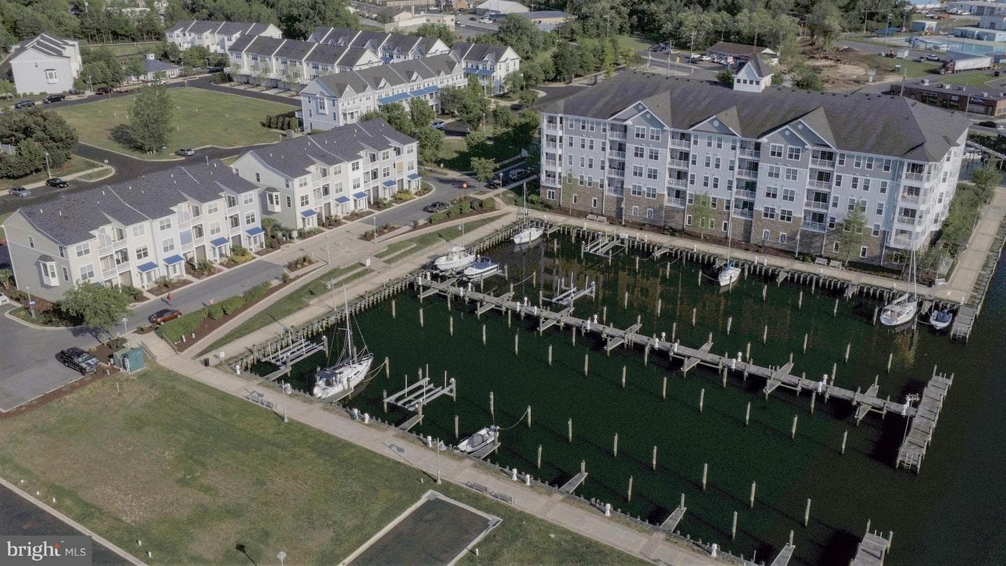 700 Cattail Cove #411 photo 13