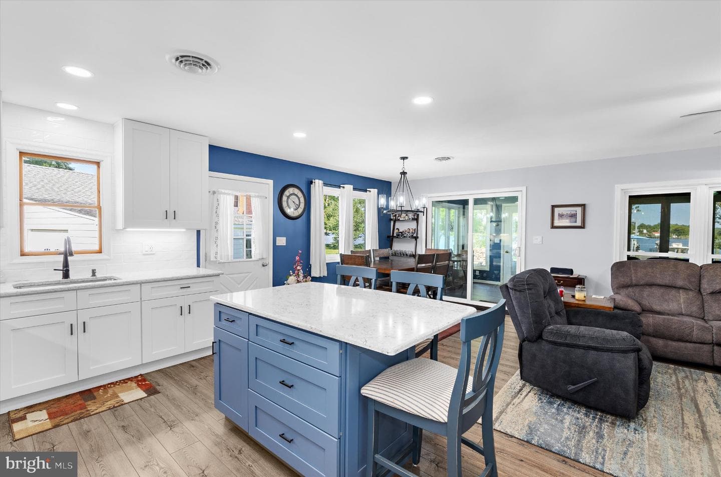 1609 Deep Point Road photo 17