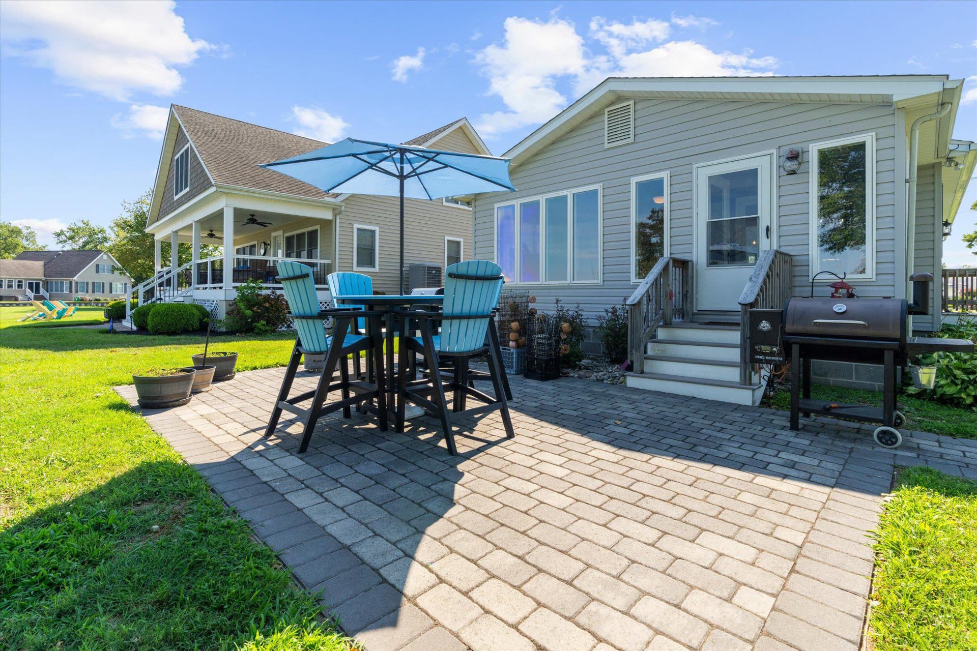 1609 Deep Point Road photo 3