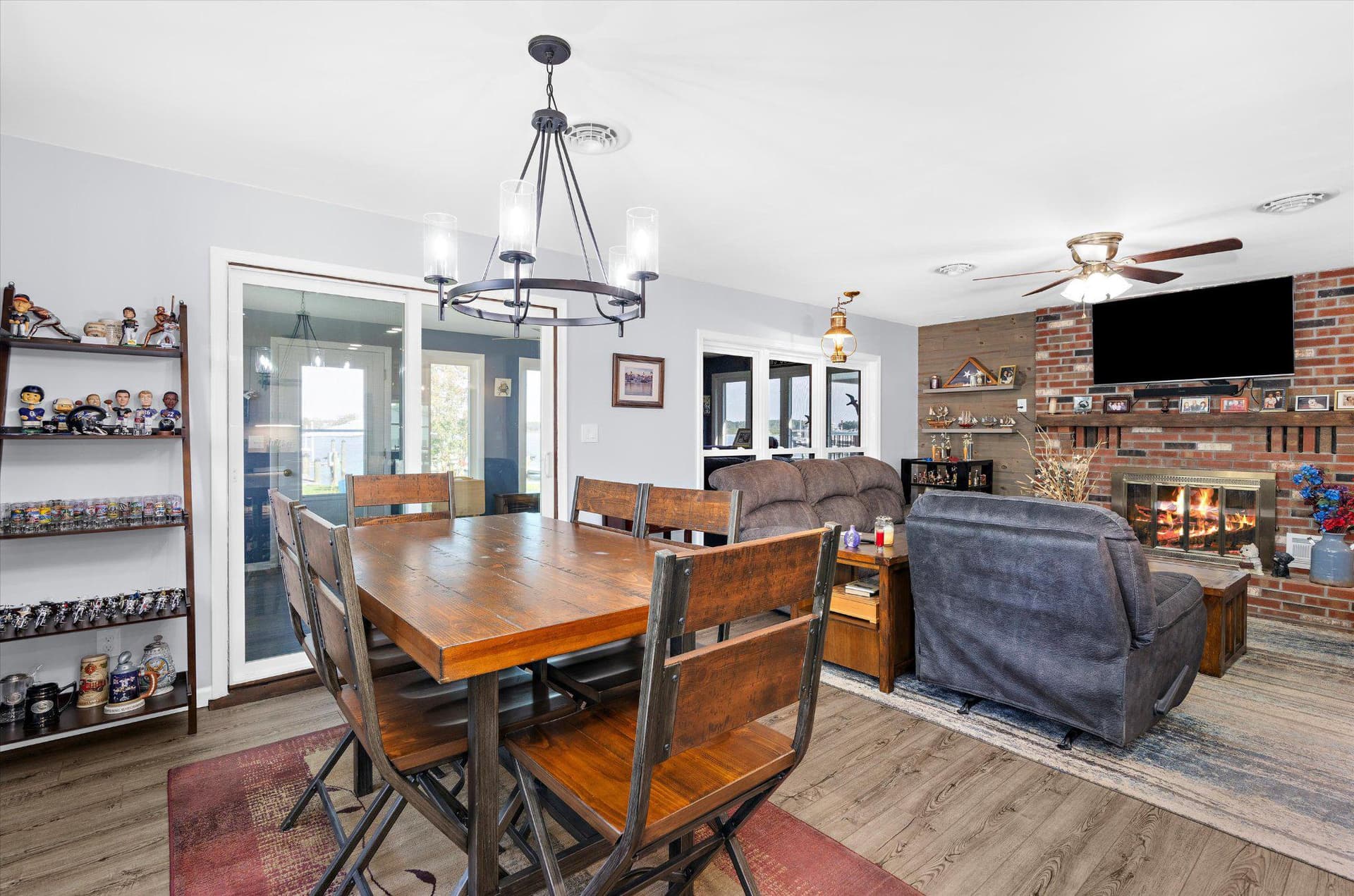 1609 Deep Point Road photo 6