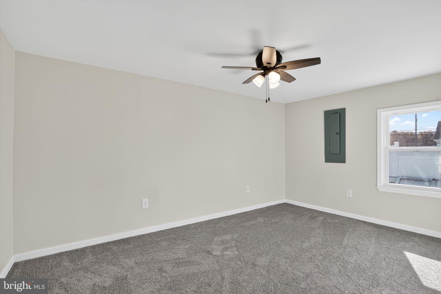 5904 Harvey Street photo 12