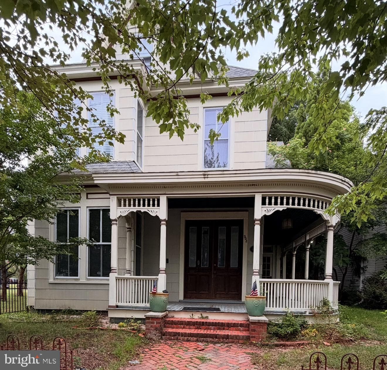903 Locust Street photo 1