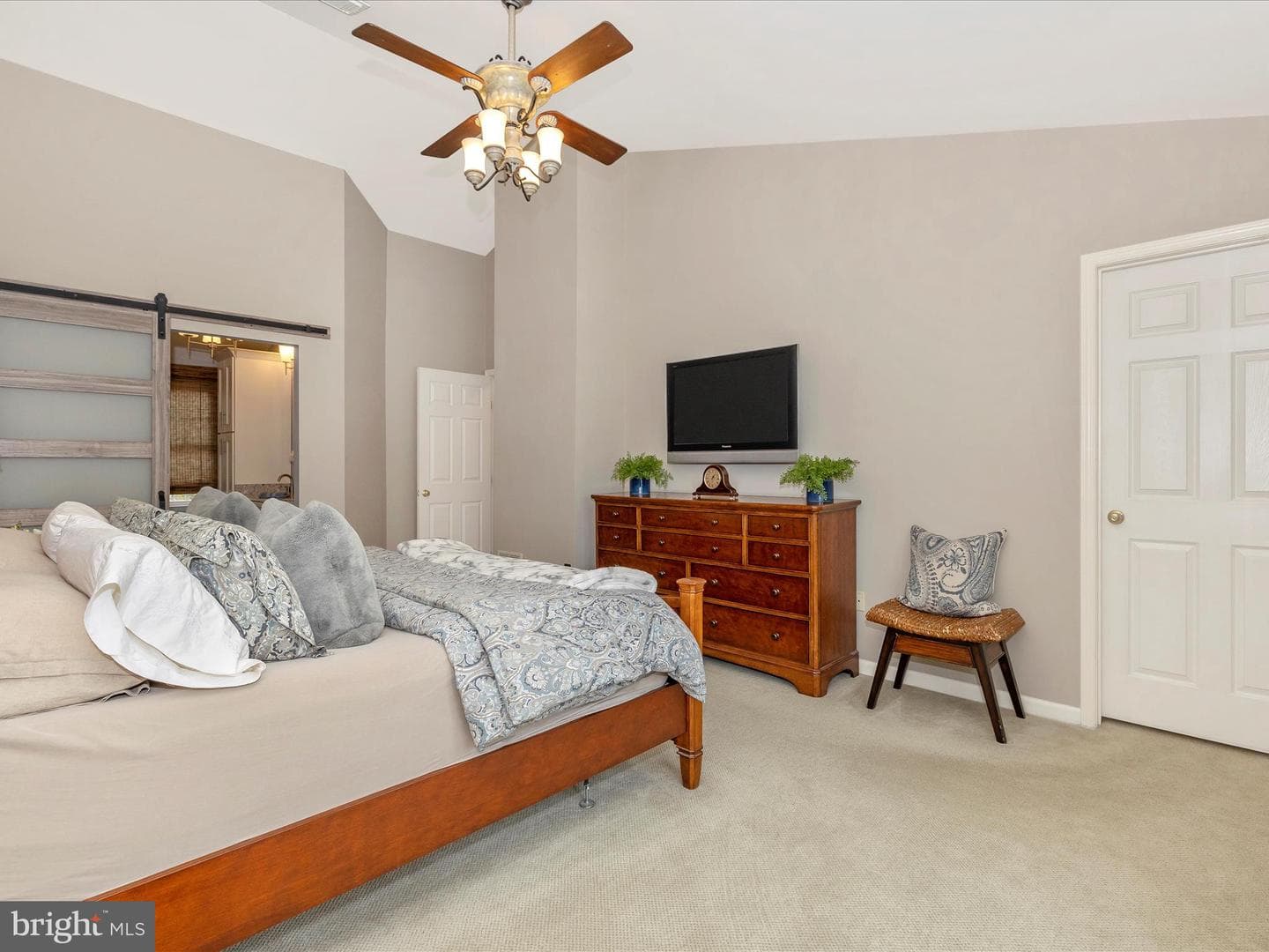 7010 Allington Manor Cir E photo 31
