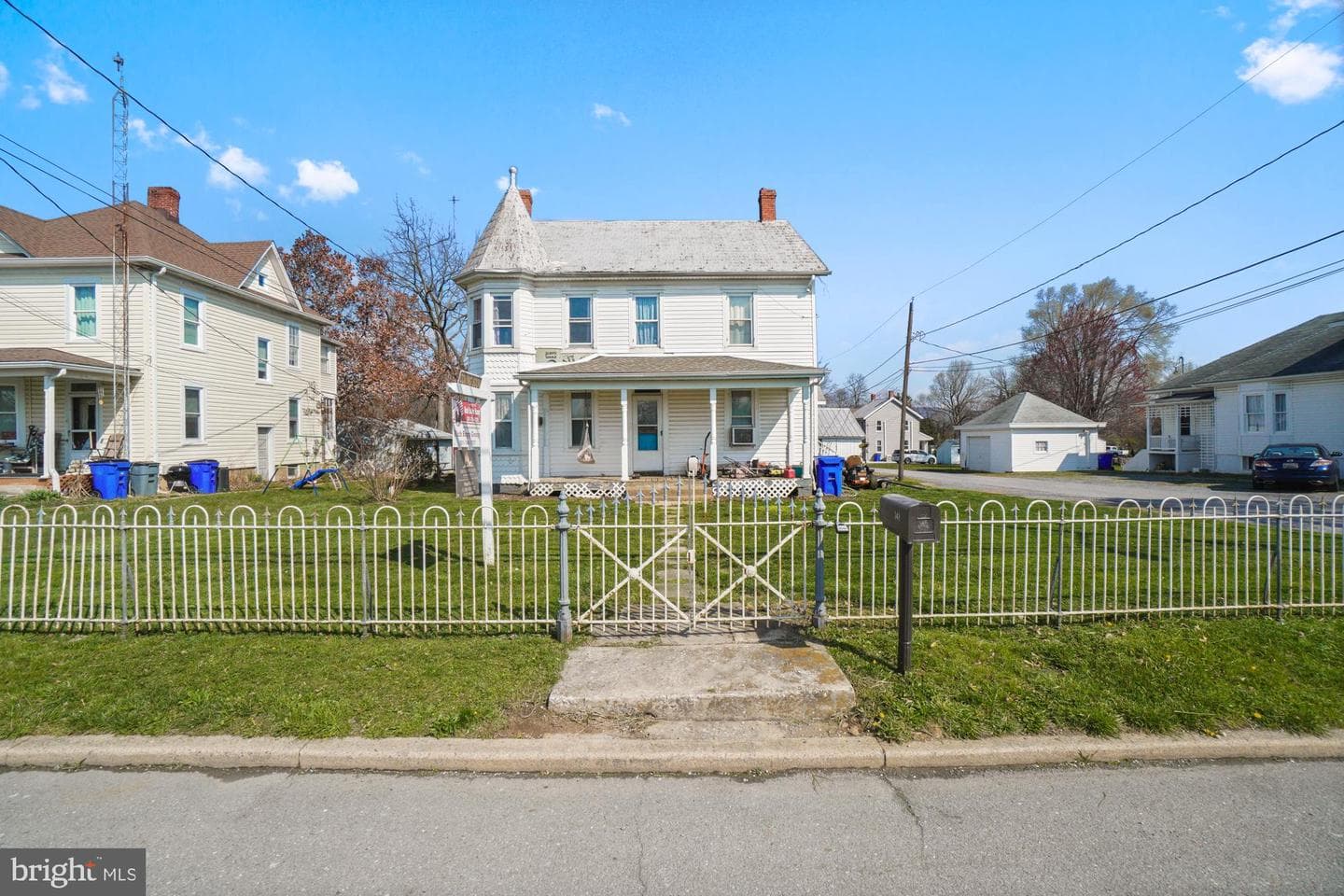 141 N Carroll Street photo 1