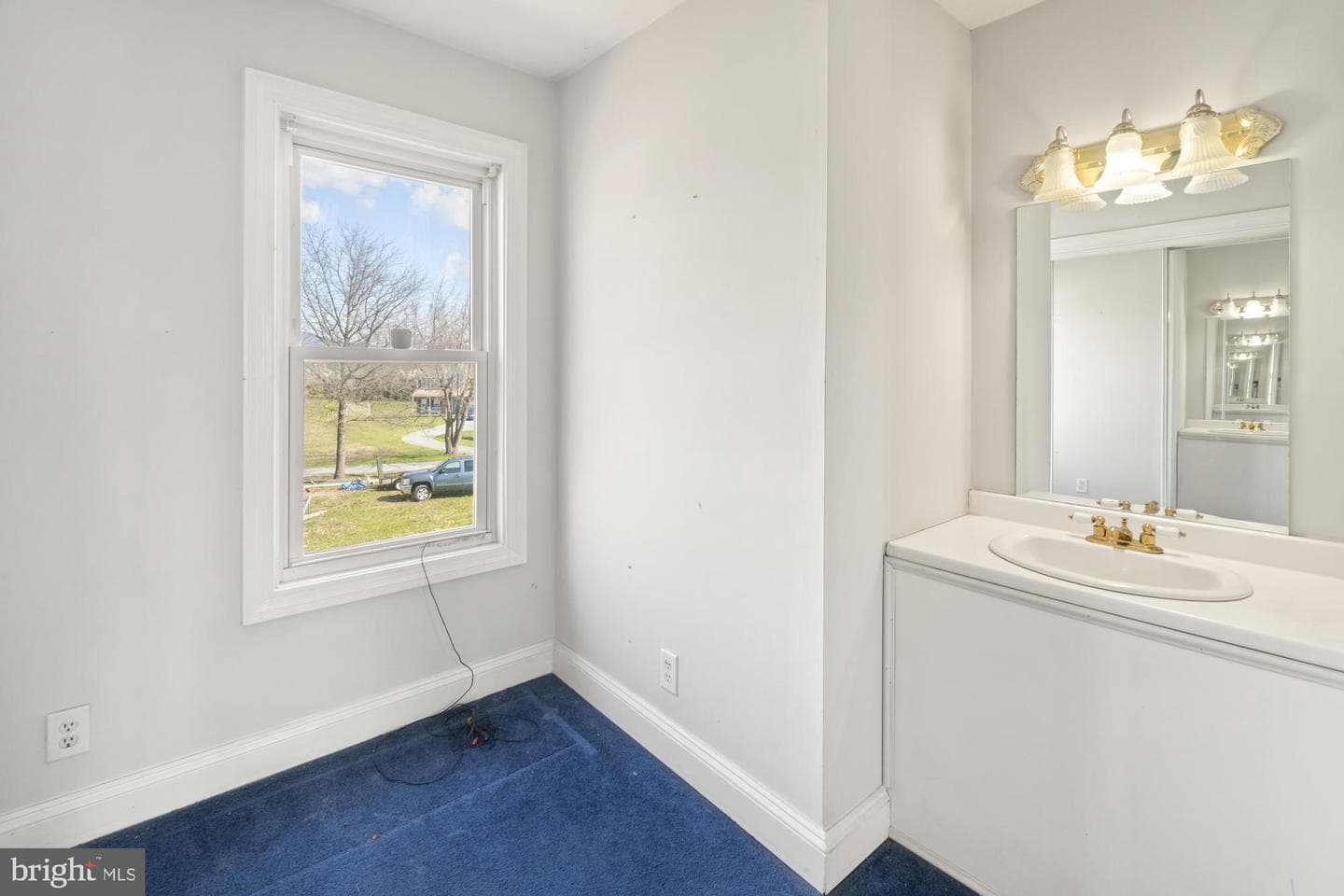 141 N Carroll Street photo 16