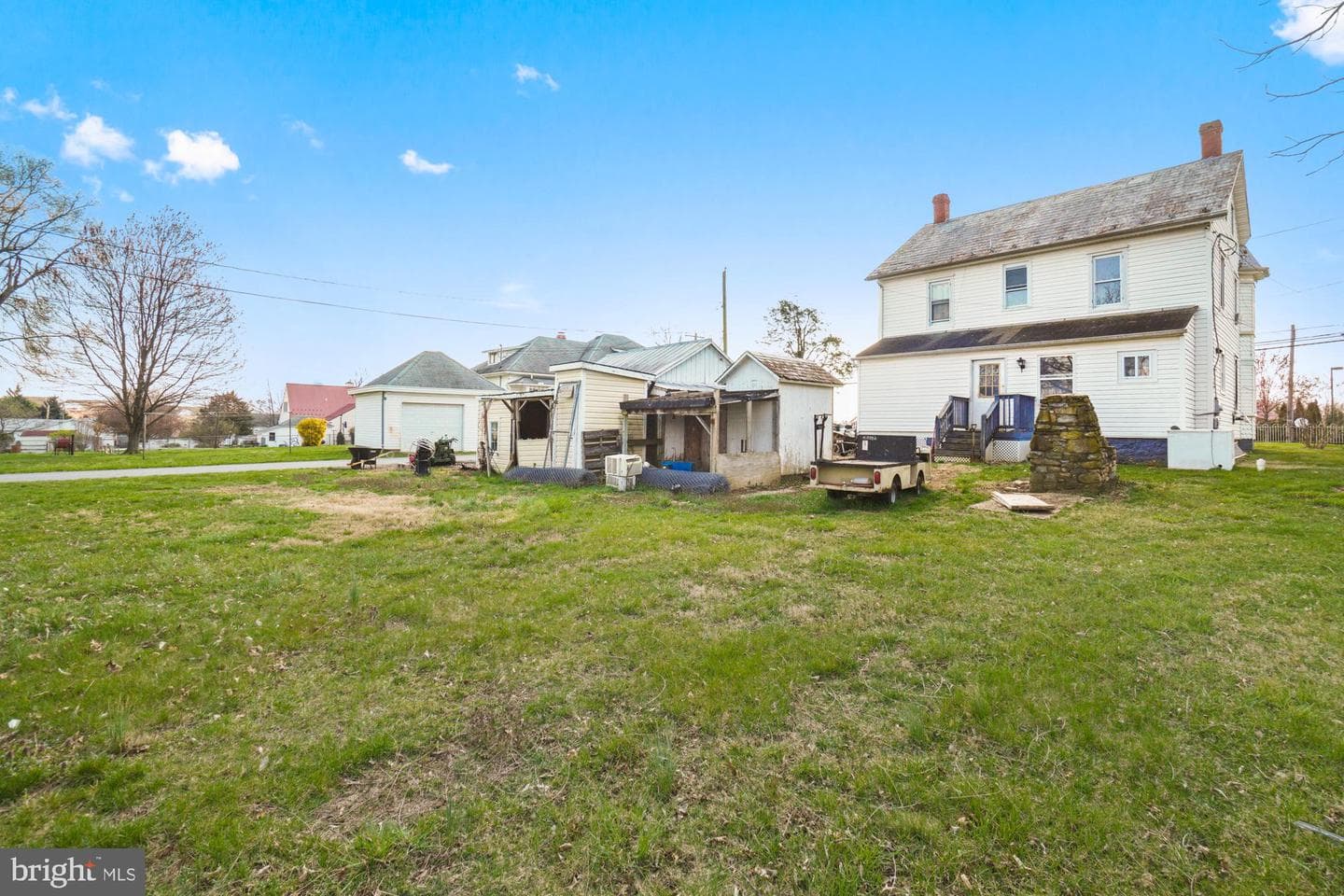 141 N Carroll Street photo 35