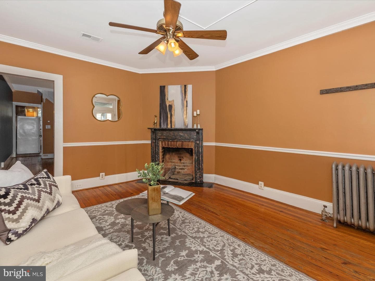 228 E 7th Street photo 12