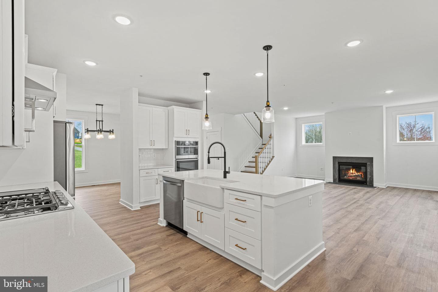 5 Fox Rock Drive photo 13