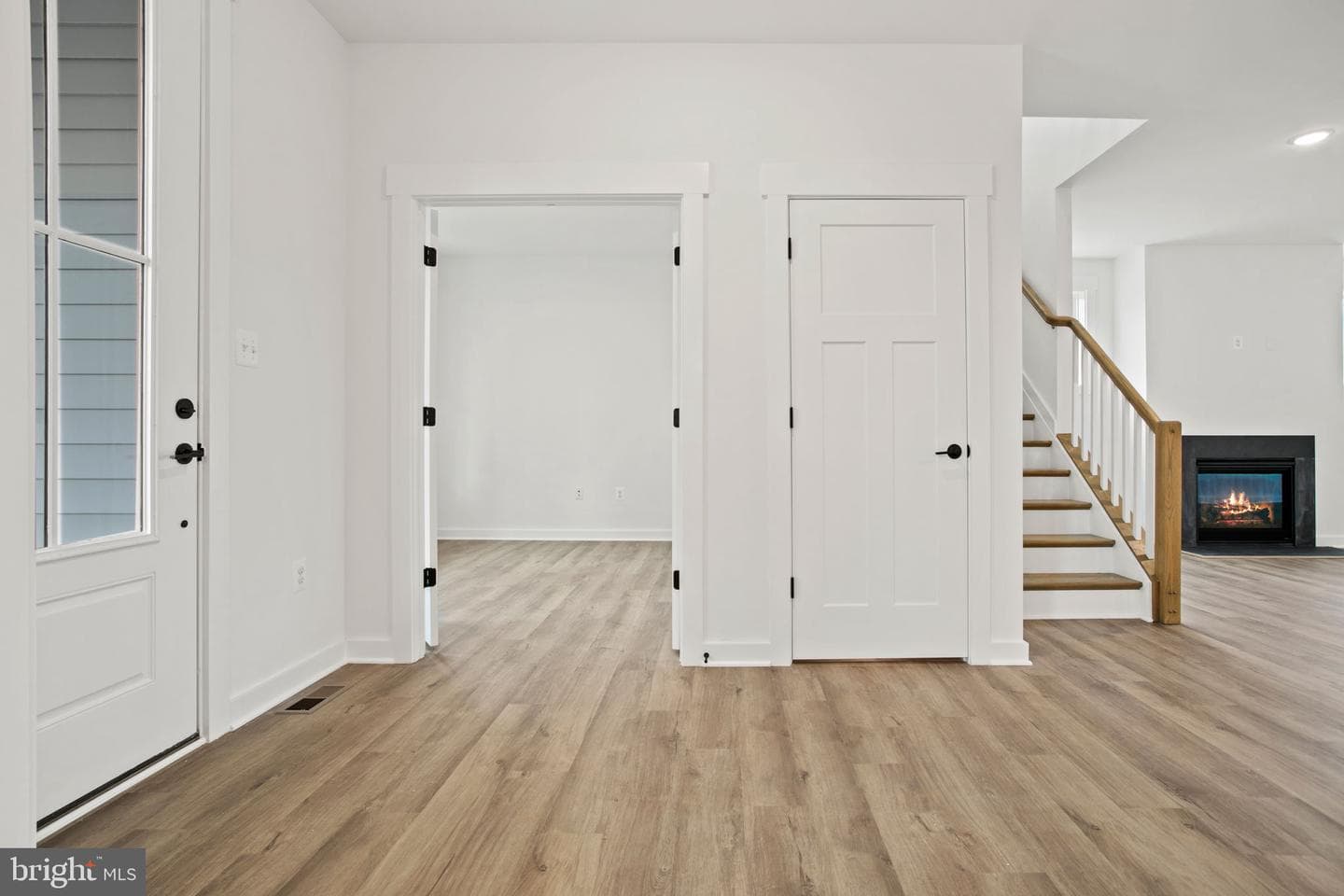5 Fox Rock Drive photo 4