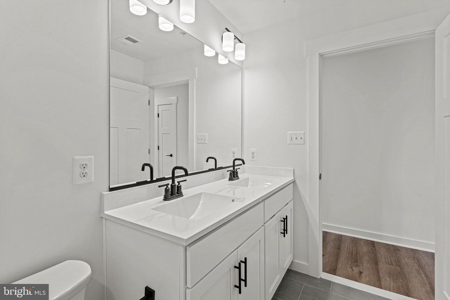 5 Fox Rock Drive photo 92