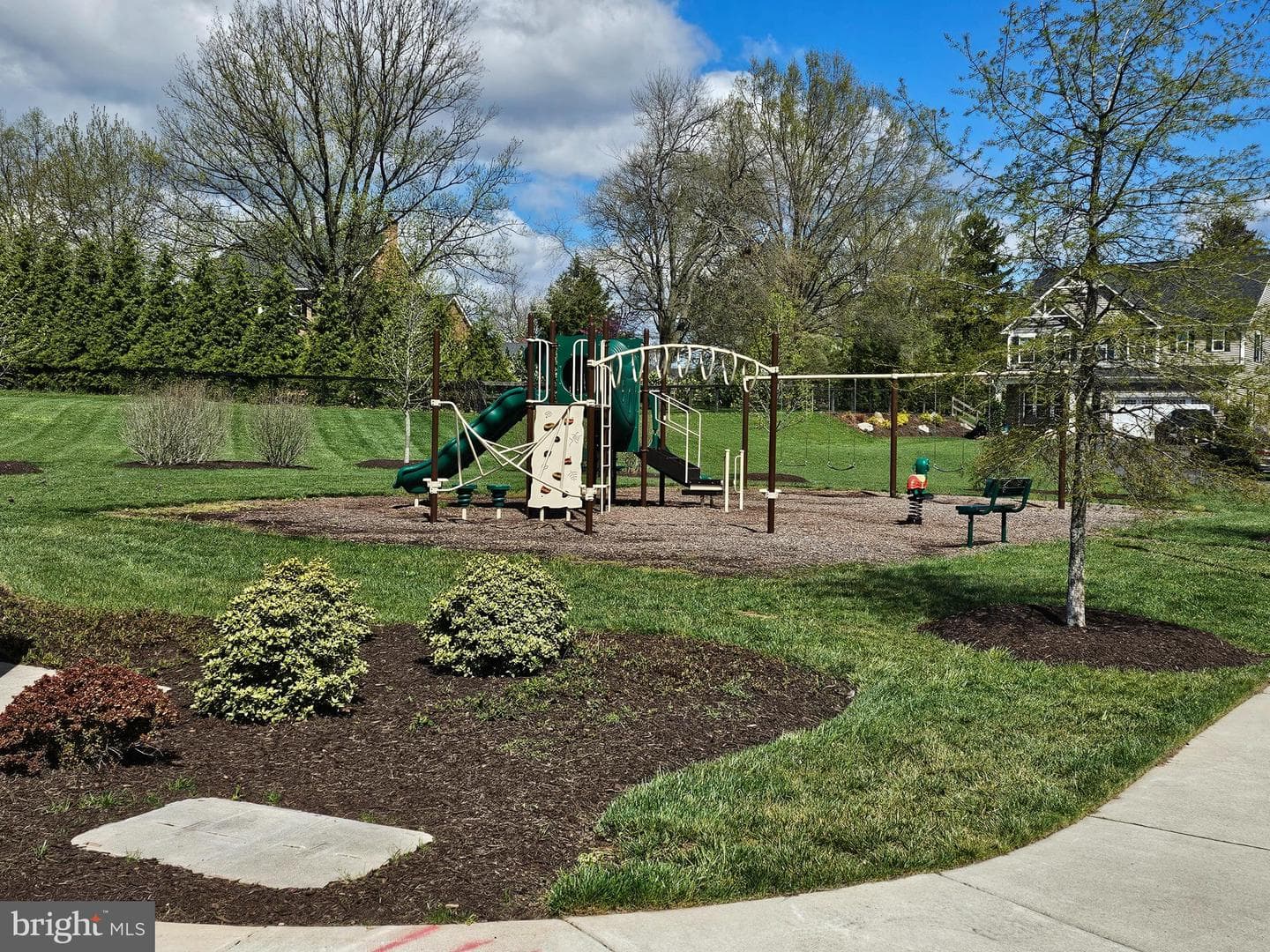 1605 Trotter Street photo 37