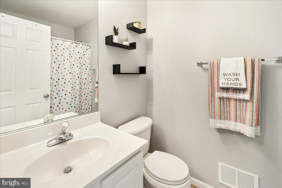 7259 Parkers Farm Lane photo 19
