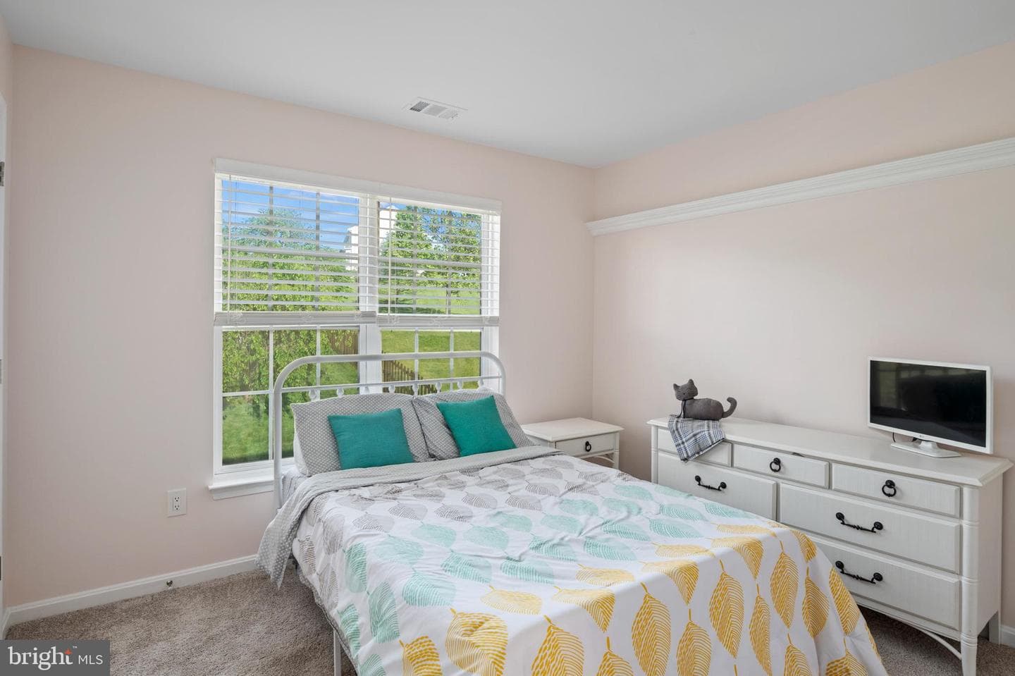 5815 Drexal Avenue photo 31