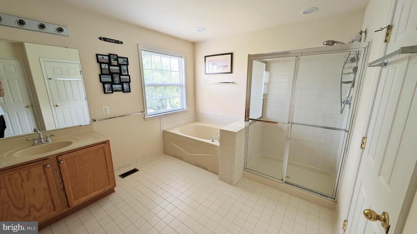 105 Wheeler Lane photo 30