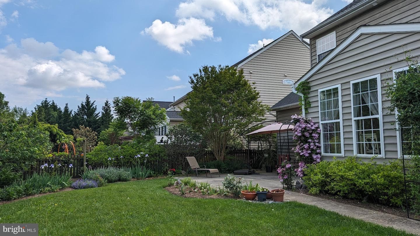 105 Wheeler Lane photo 39