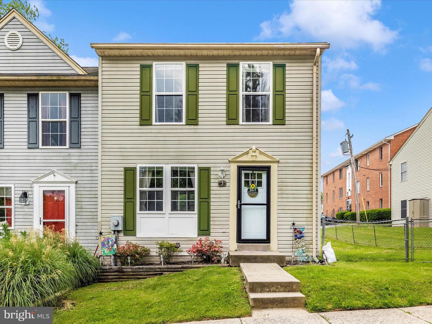3 Warthens Way photo 1