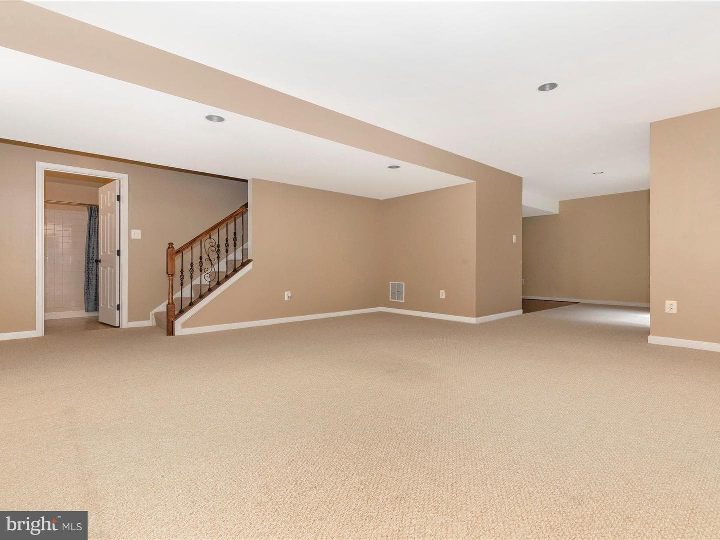 1802 Black Walnut Court photo 34