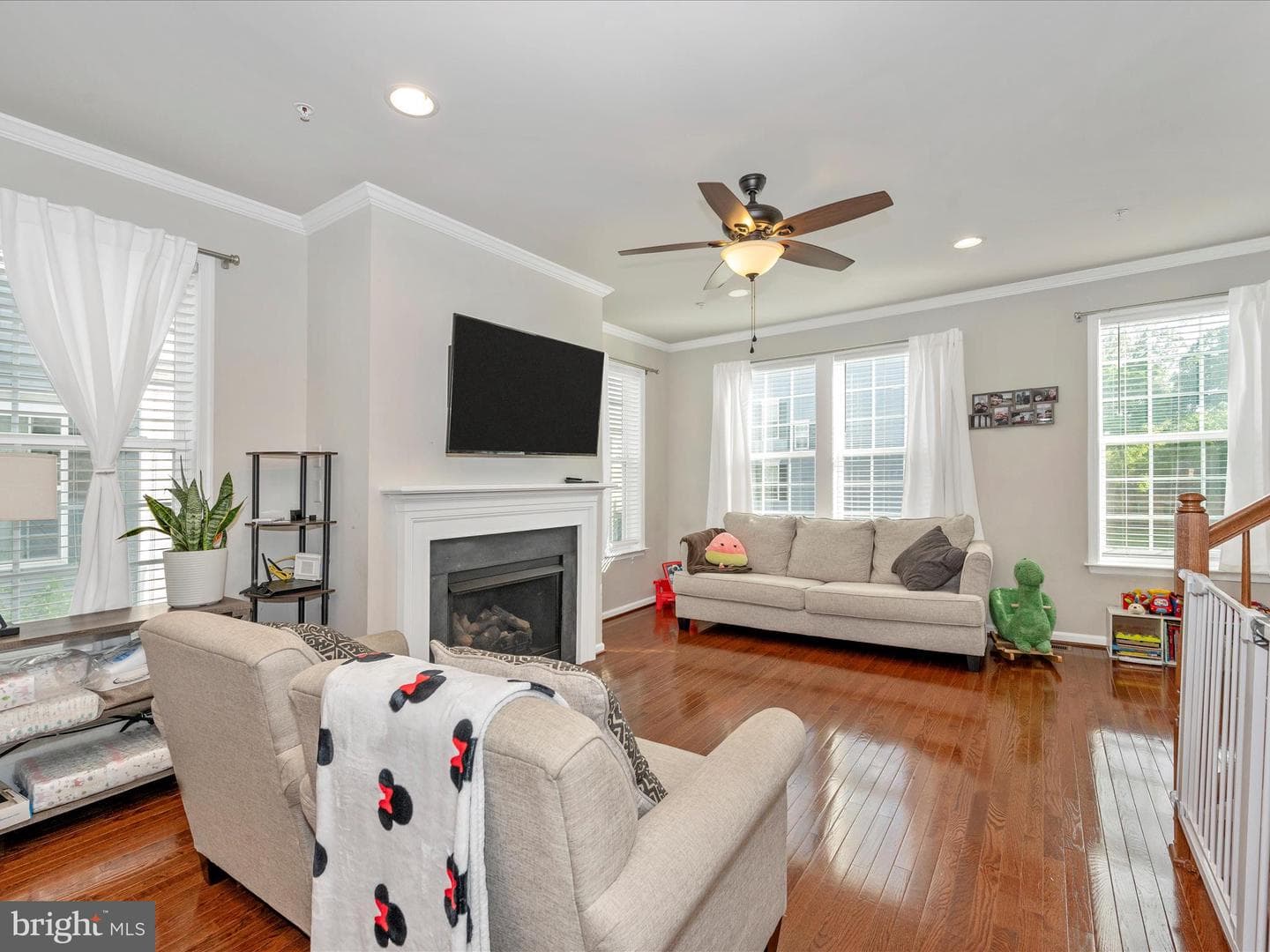 213 Spring Bank Avenue photo 6