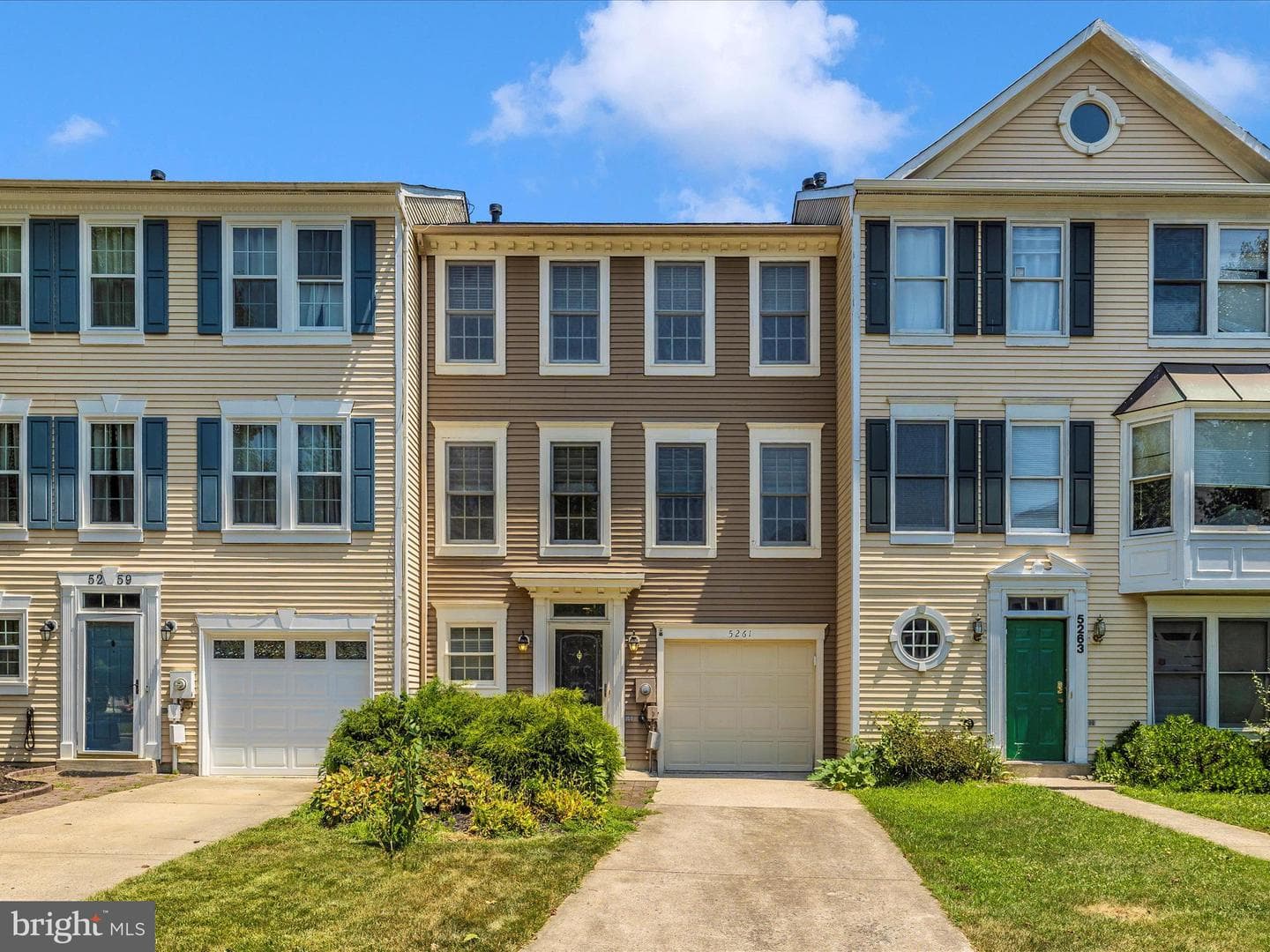 5261 Bamburg Court photo 3