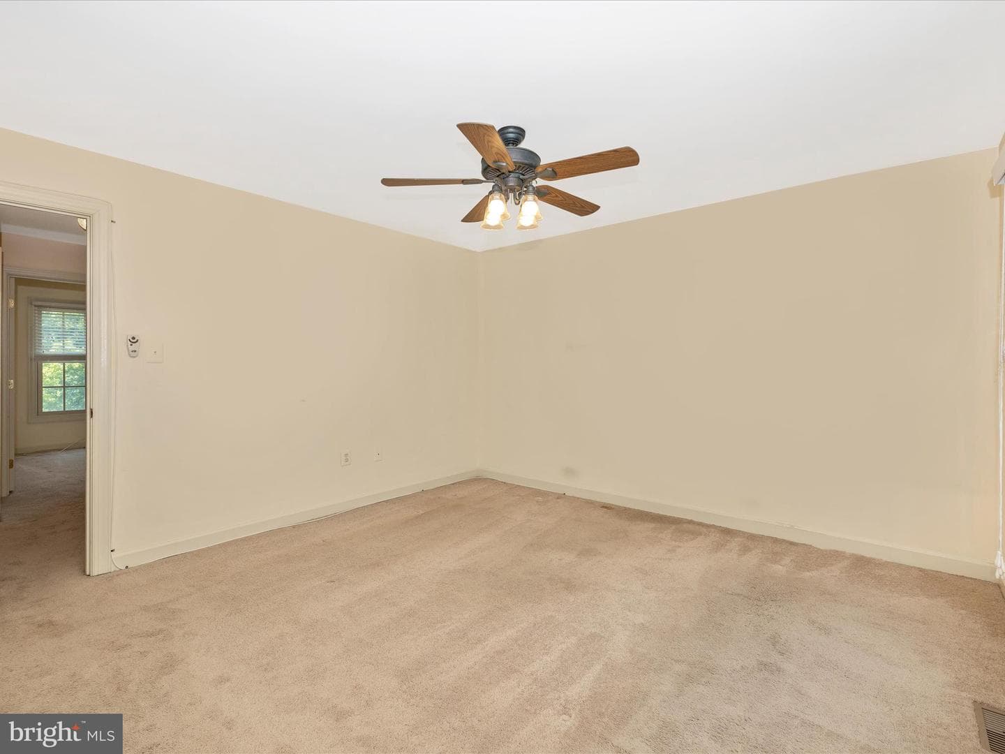 5261 Bamburg Court photo 34