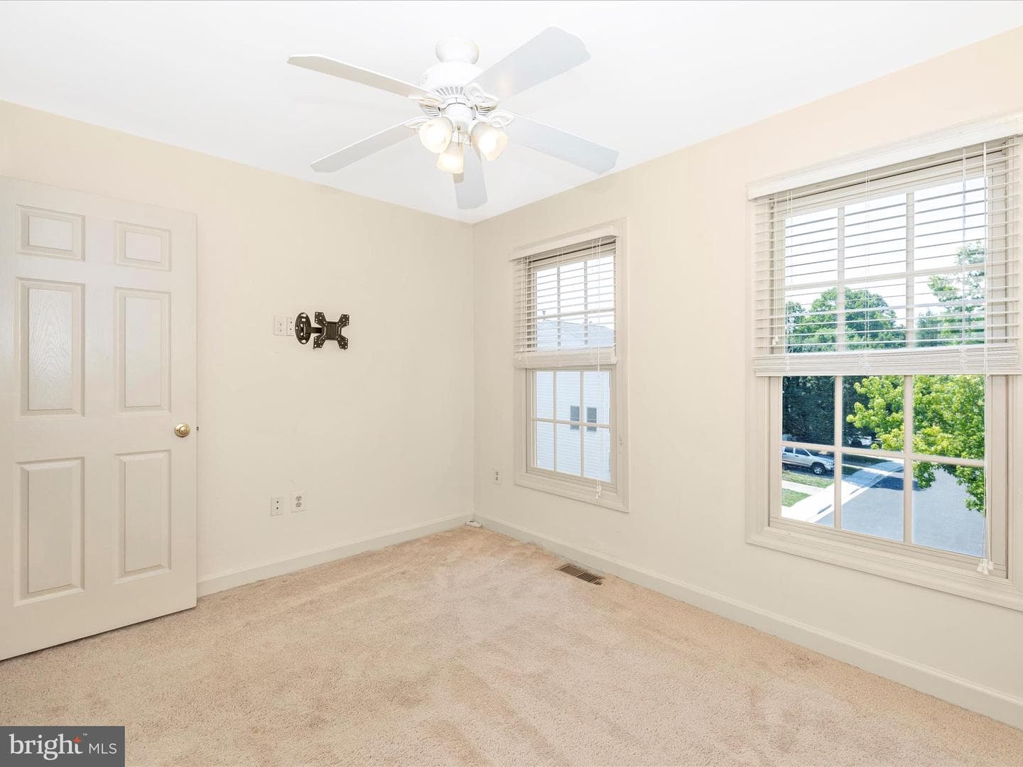 5261 Bamburg Court photo 41