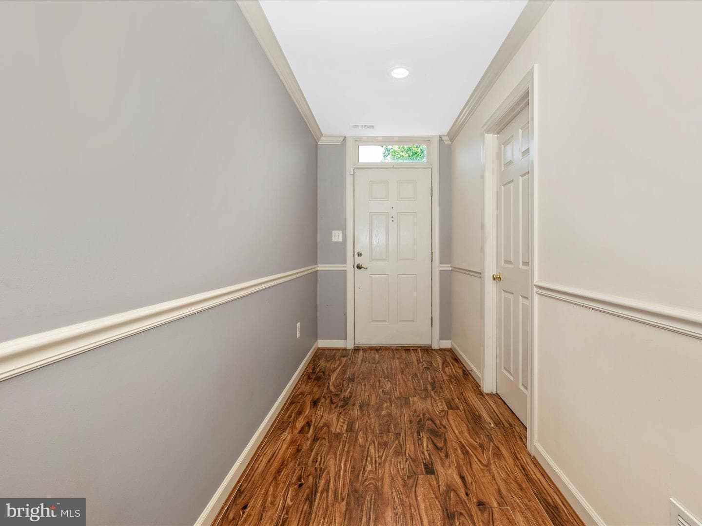 5261 Bamburg Court photo 8