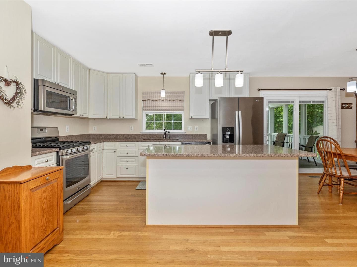 2408 Steepleview Court photo 11