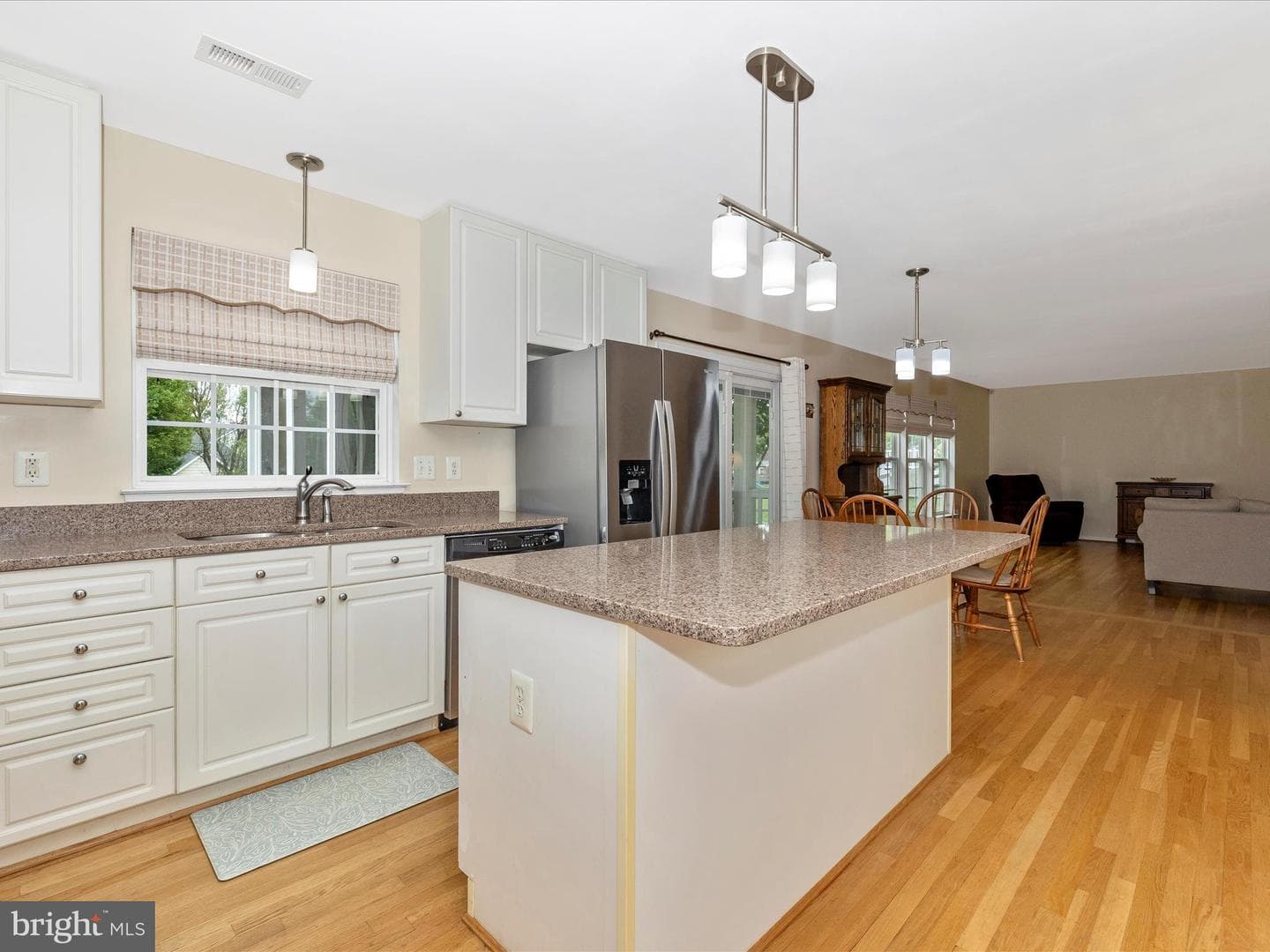 2408 Steepleview Court photo 12