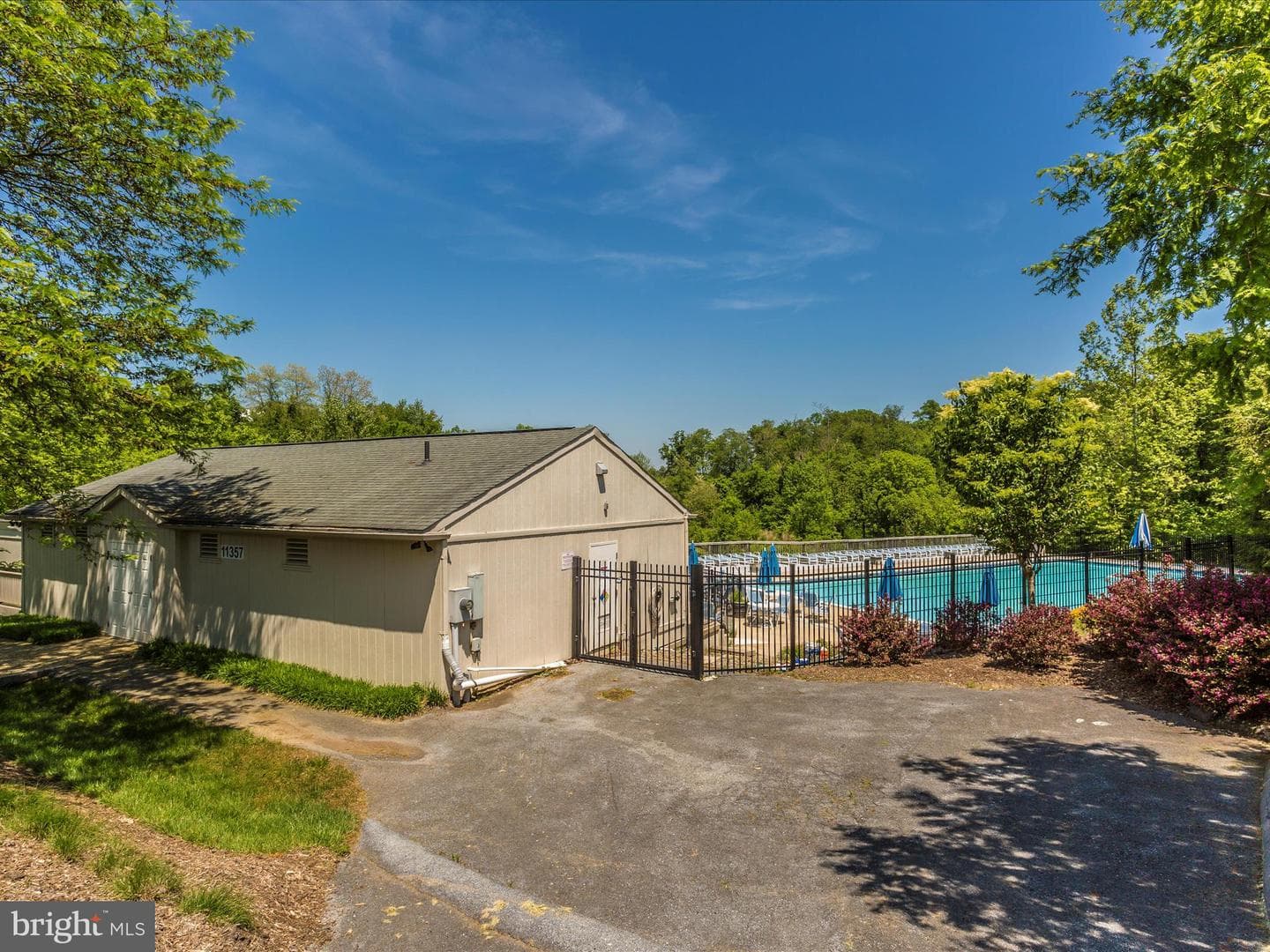 11319 Country Club Road photo 58