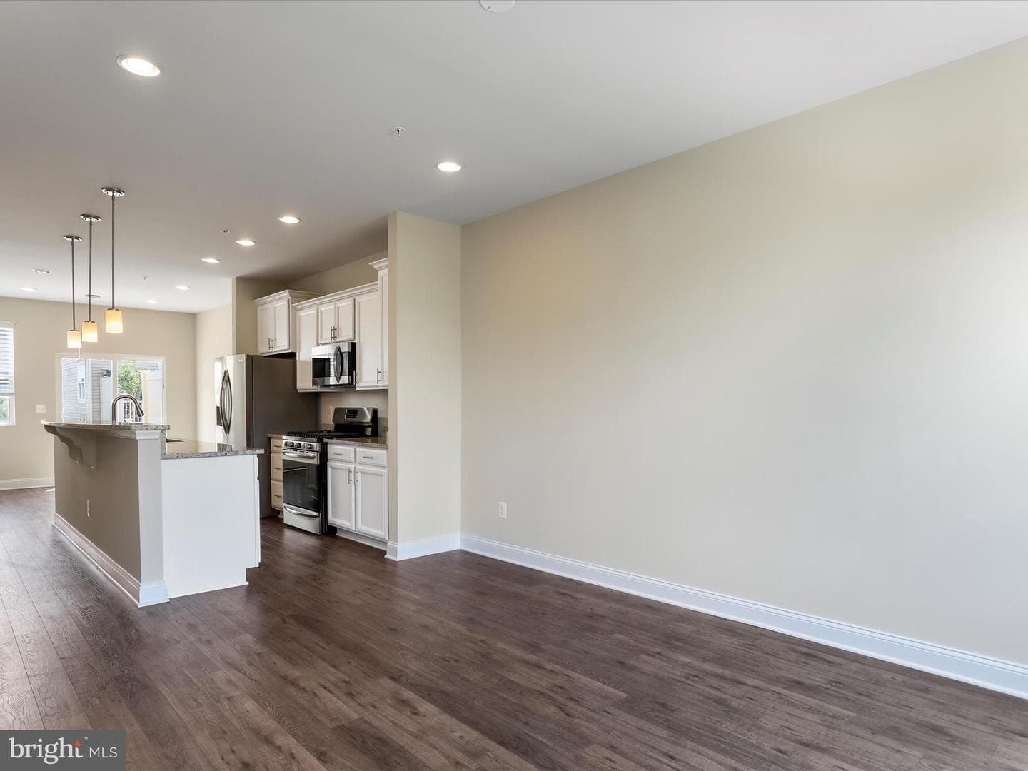 7177 Macon Street photo 12