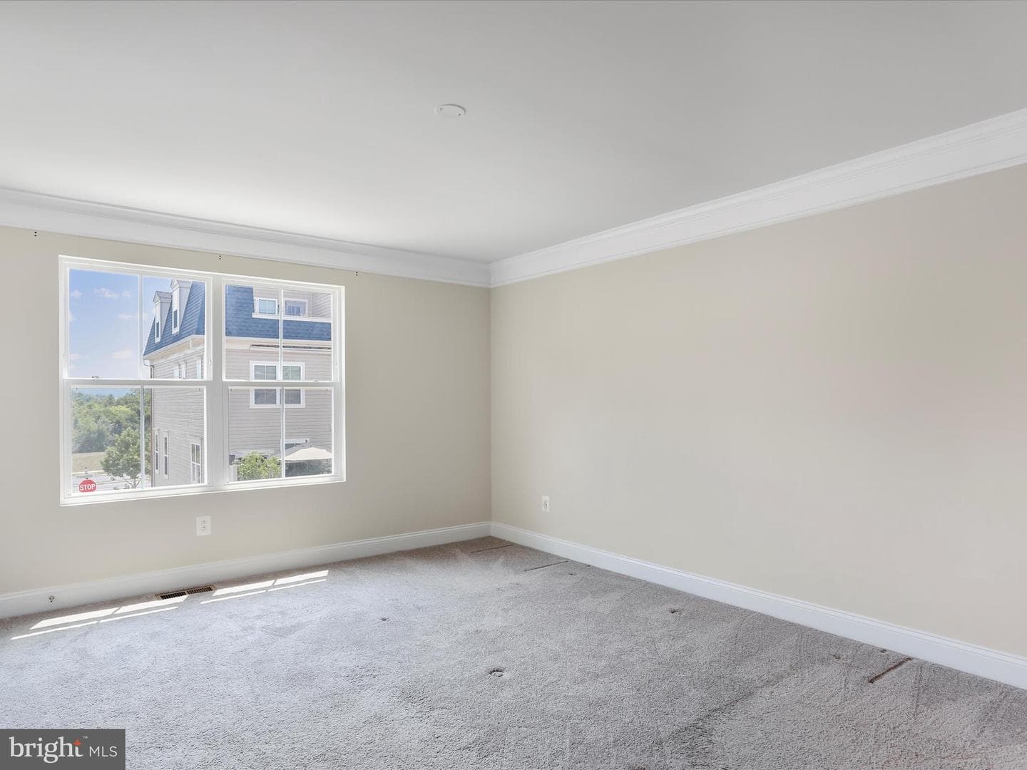 7177 Macon Street photo 24