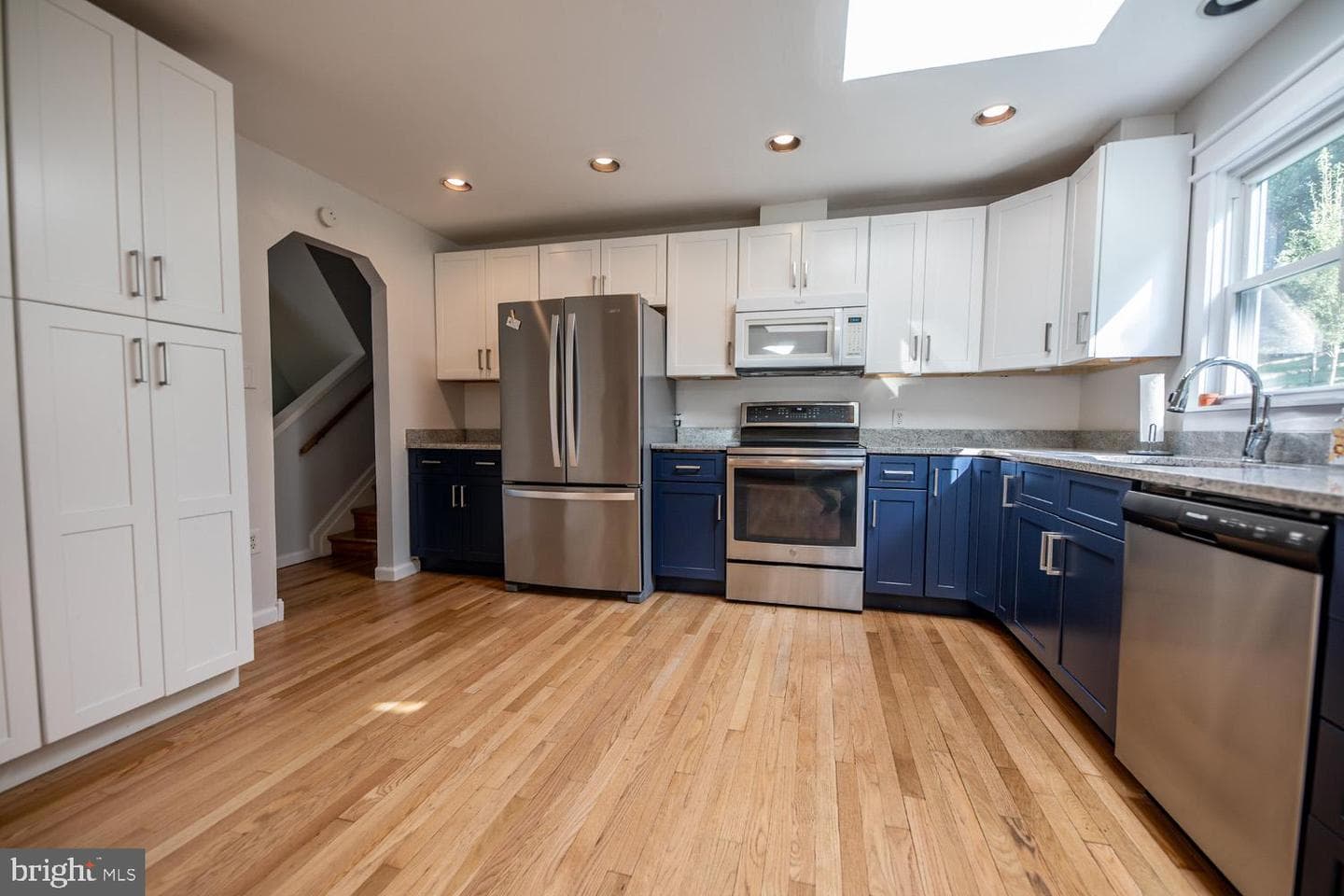 3931 Sugarloaf Drive photo 5