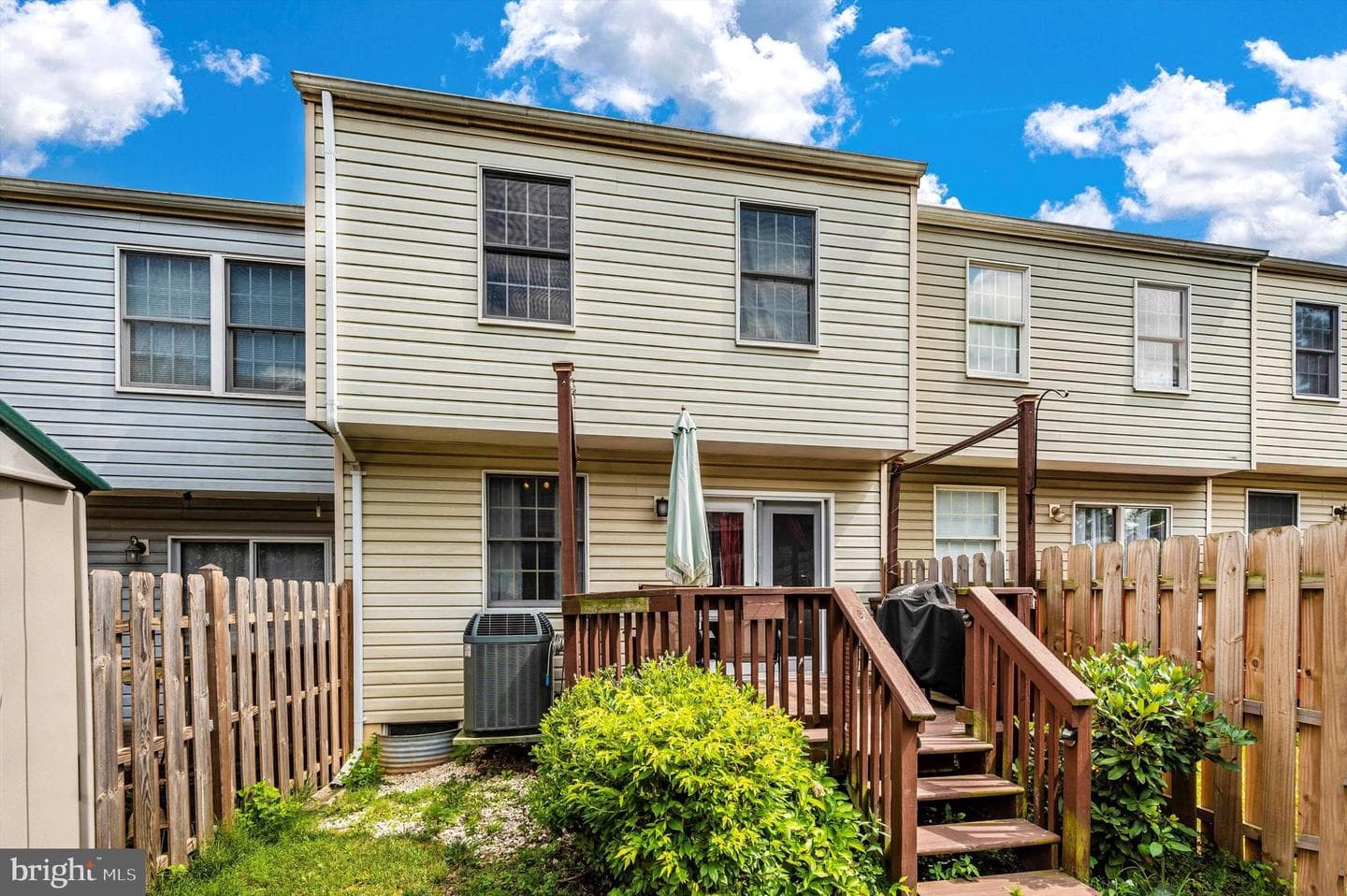 6315 New Haven Court photo 40