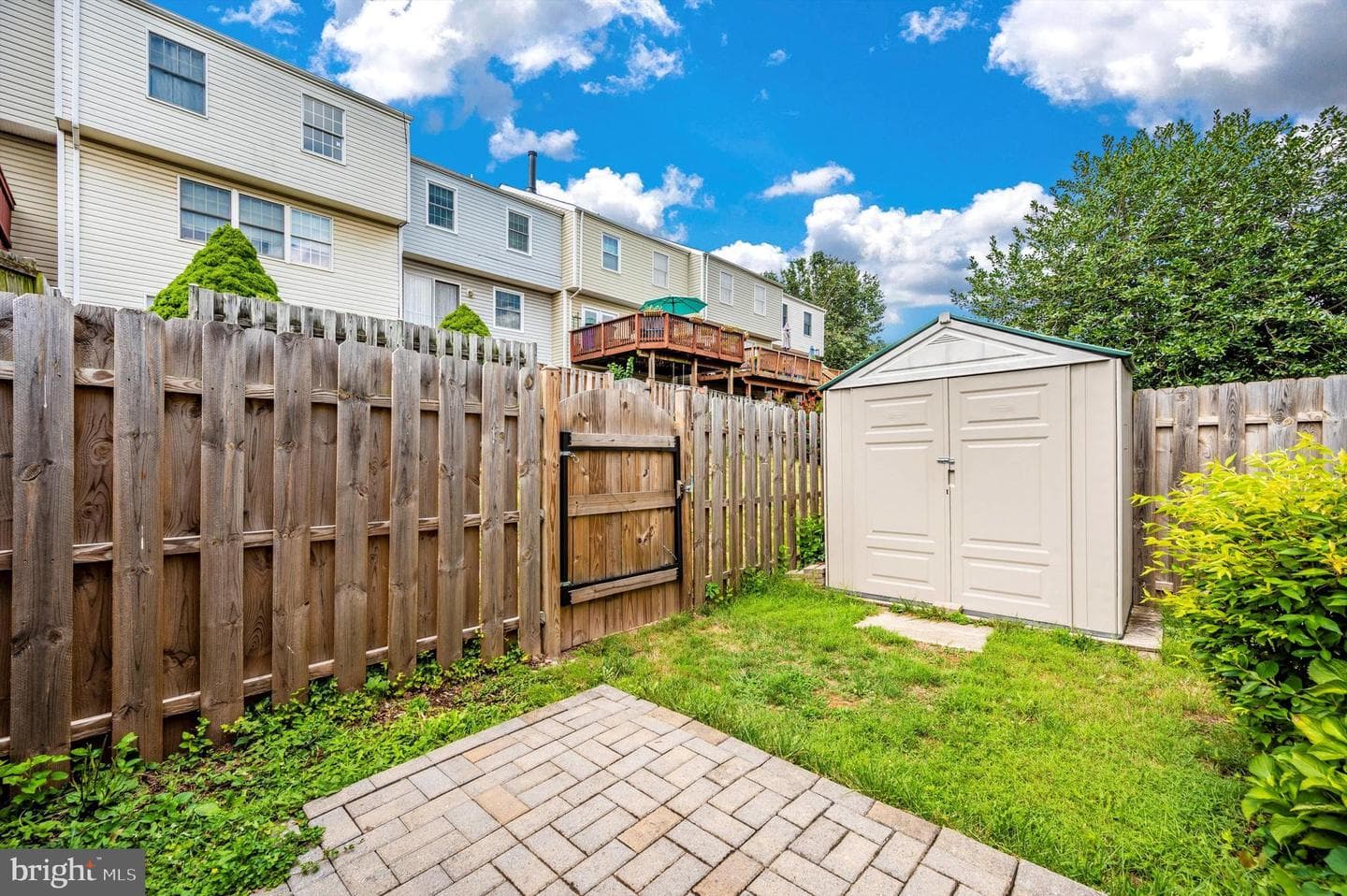 6315 New Haven Court photo 44