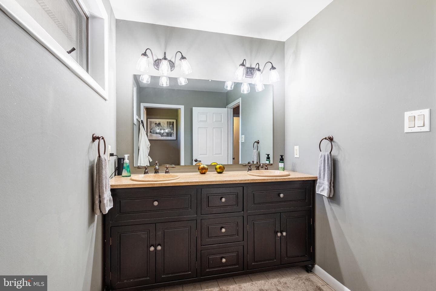 8910 Mountainberry Circle photo 46