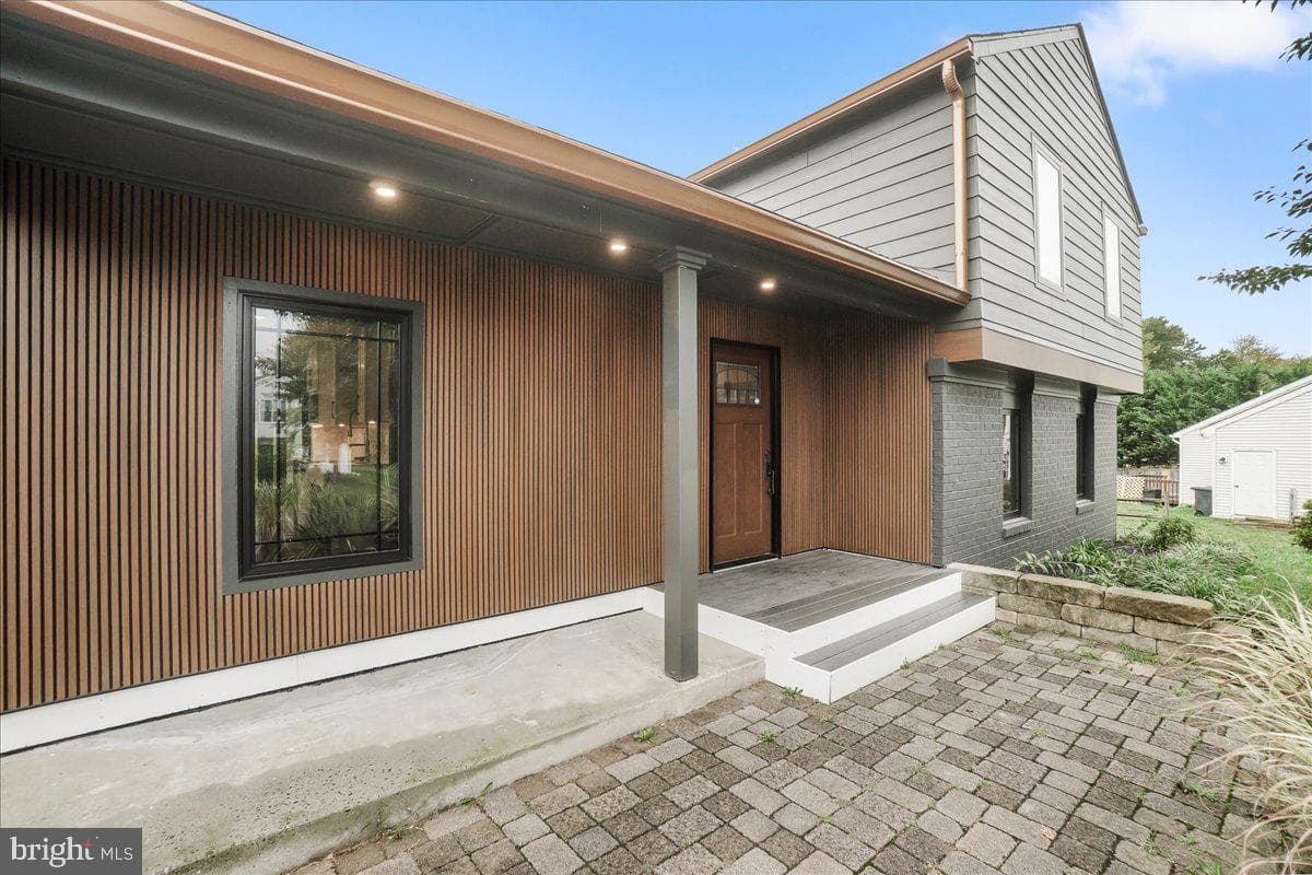 8494 Inspiration Avenue photo 1