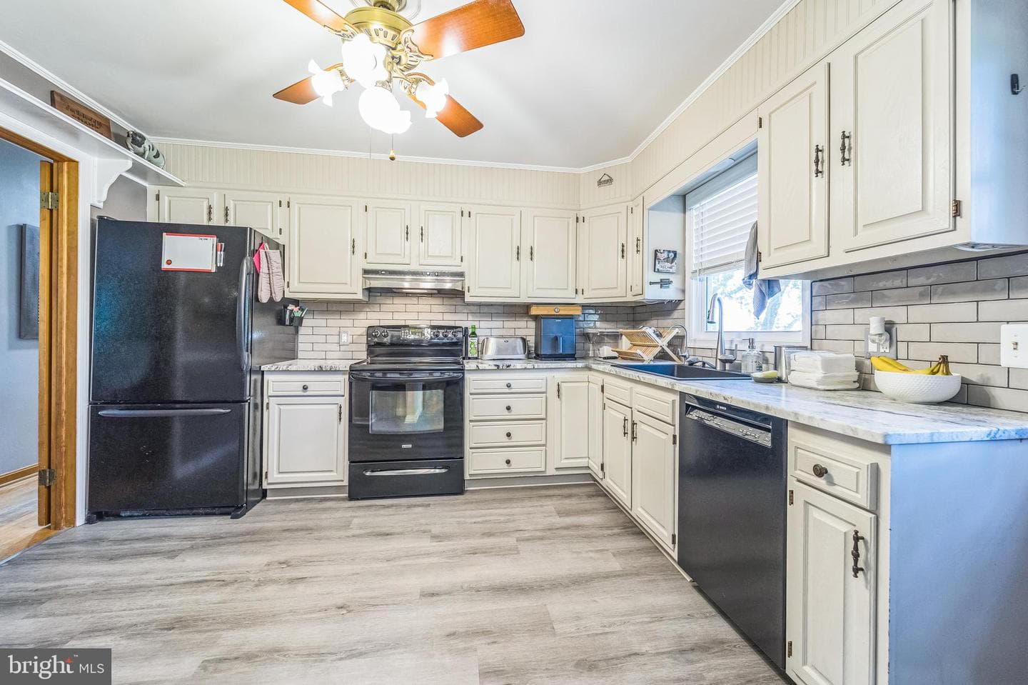 12813 Bunker Hill Road photo 6