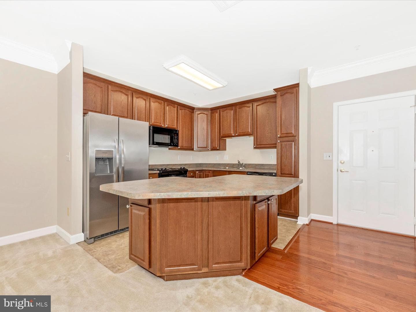120 Burgess Hill Way #207 photo 16