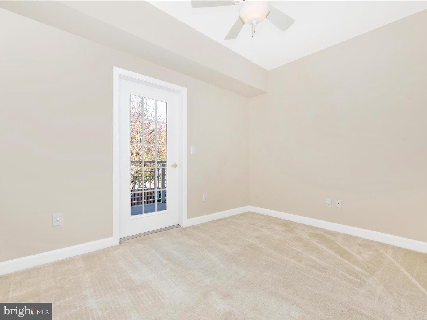 120 Burgess Hill Way #207 photo 36