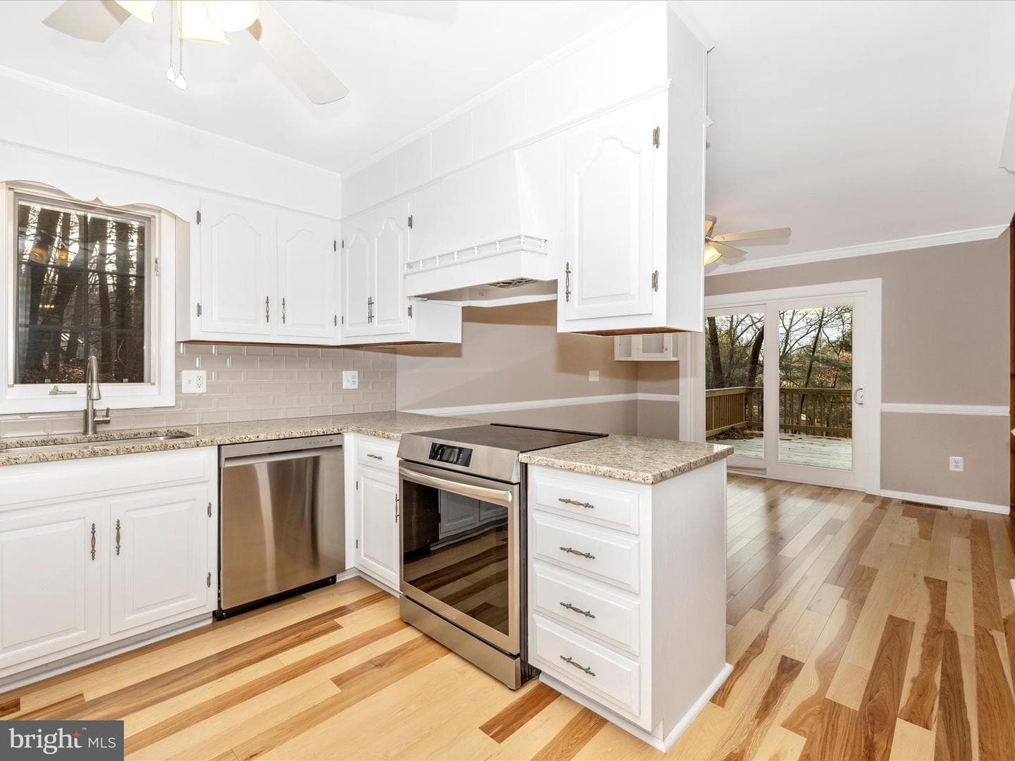 7407 Woodville photo 15